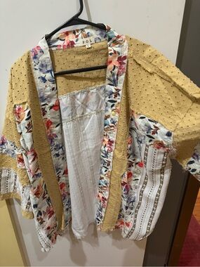 POL Yellow Kimono with Multicolor Floral Trim